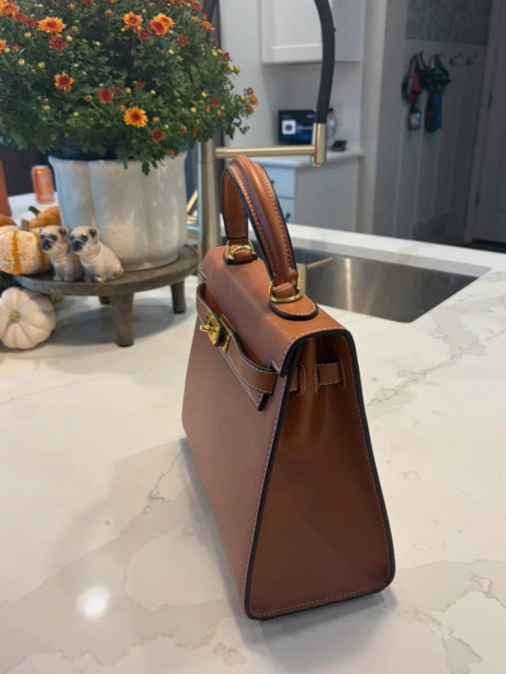 Brown Top Handle Structured Handbag with Gold Hardware - Picture 4 of 4
